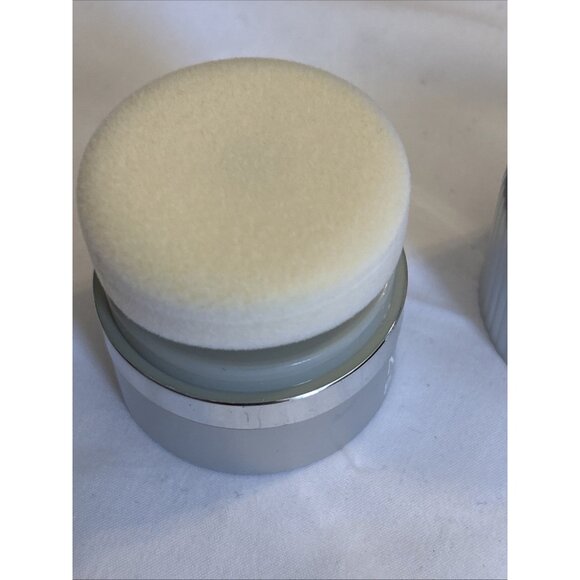 Models prefer aqua Gem creme blush w/ hands free applicator 0.61 oz vintage New - Picture 6 of 6